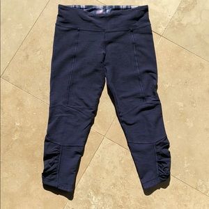 Lululemon crop workout pants Sz 8